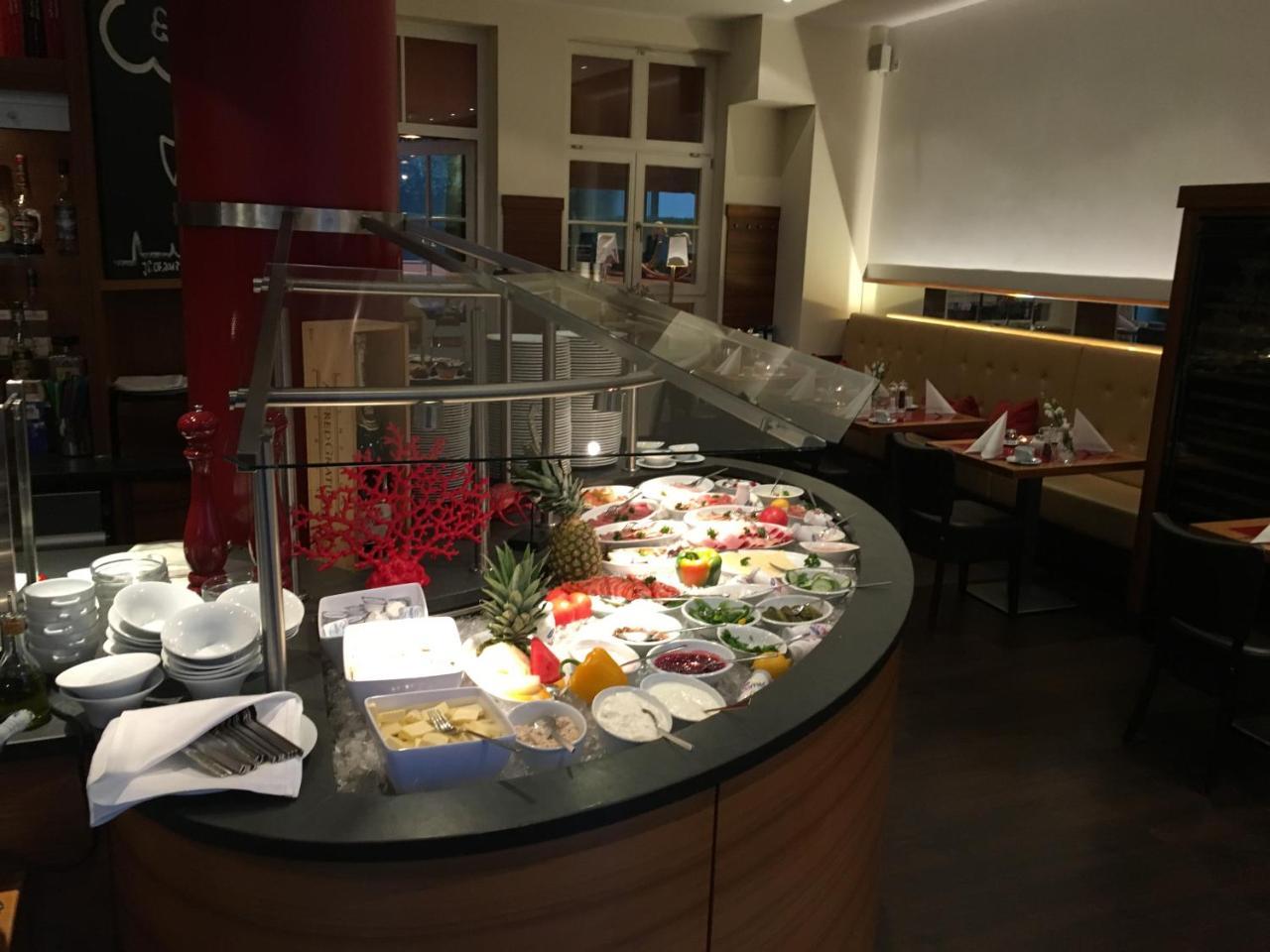 Hotel Graefrather Hof Solingen Bagian luar foto