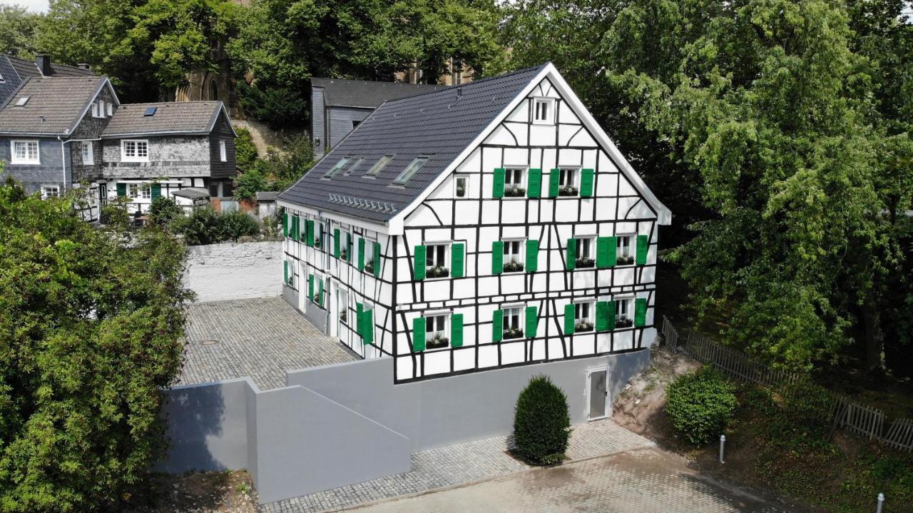 Hotel Graefrather Hof Solingen Bagian luar foto